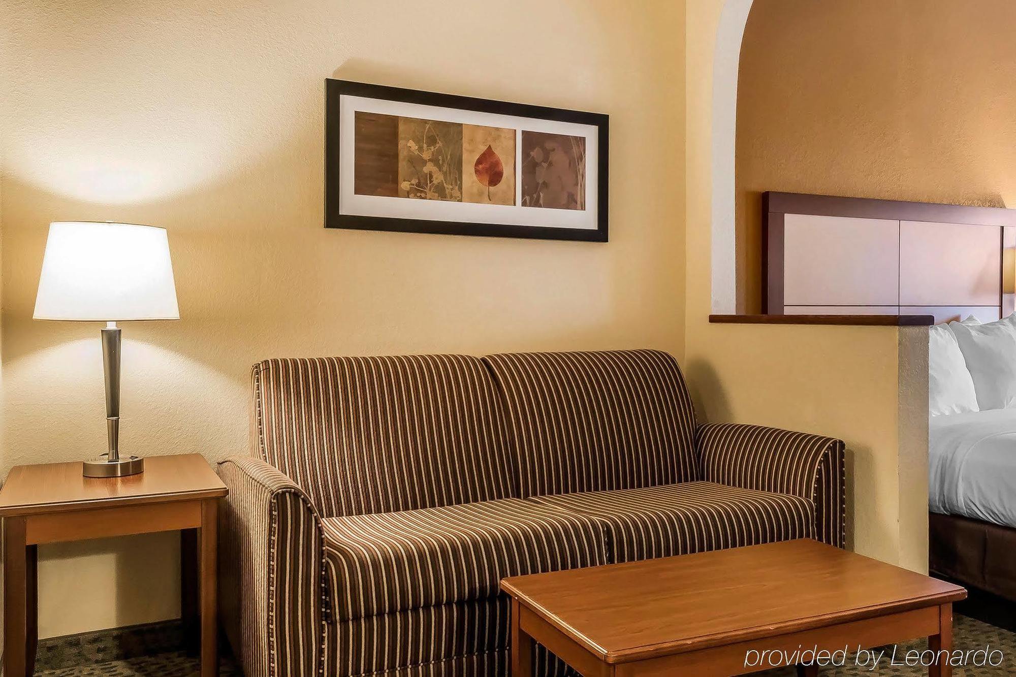 Comfort Suites Tallahassee Capitol - University Area Ngoại thất bức ảnh
